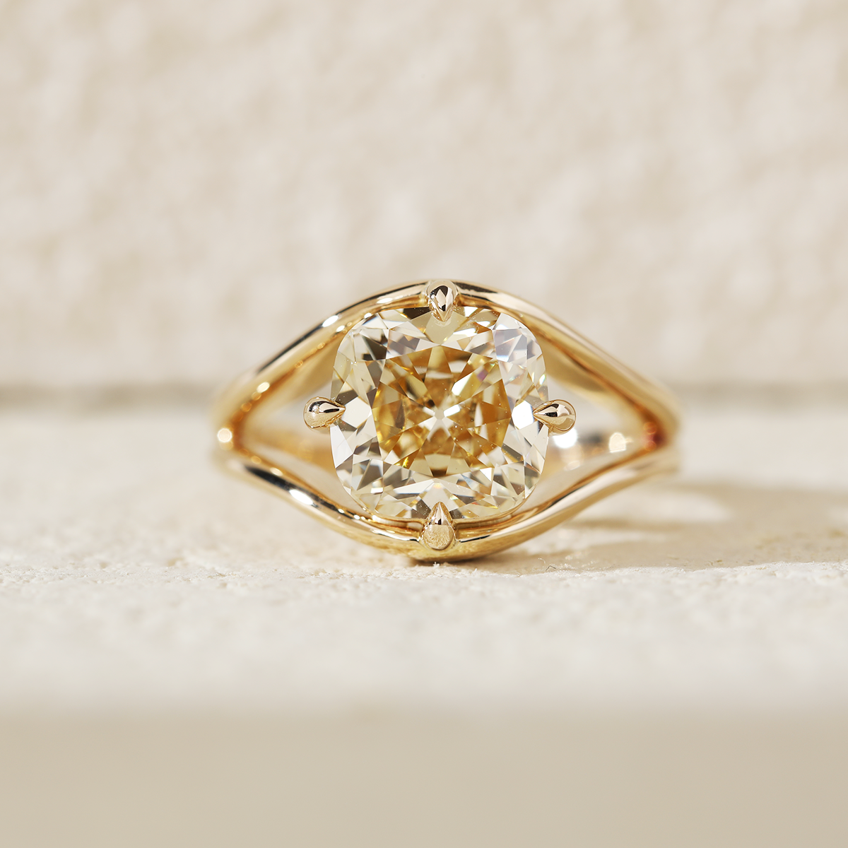 14K Yellow Gold 4ct Old Mine Cut Yellow Lab Diamond 4 Claw Prongs Solitaire Ring with Split Band Design 14K Yellow Gold 4ct Old Mine Cut Yellow Lab Diamond 4 Claw Prongs Solitaire Ring with Split Band Design