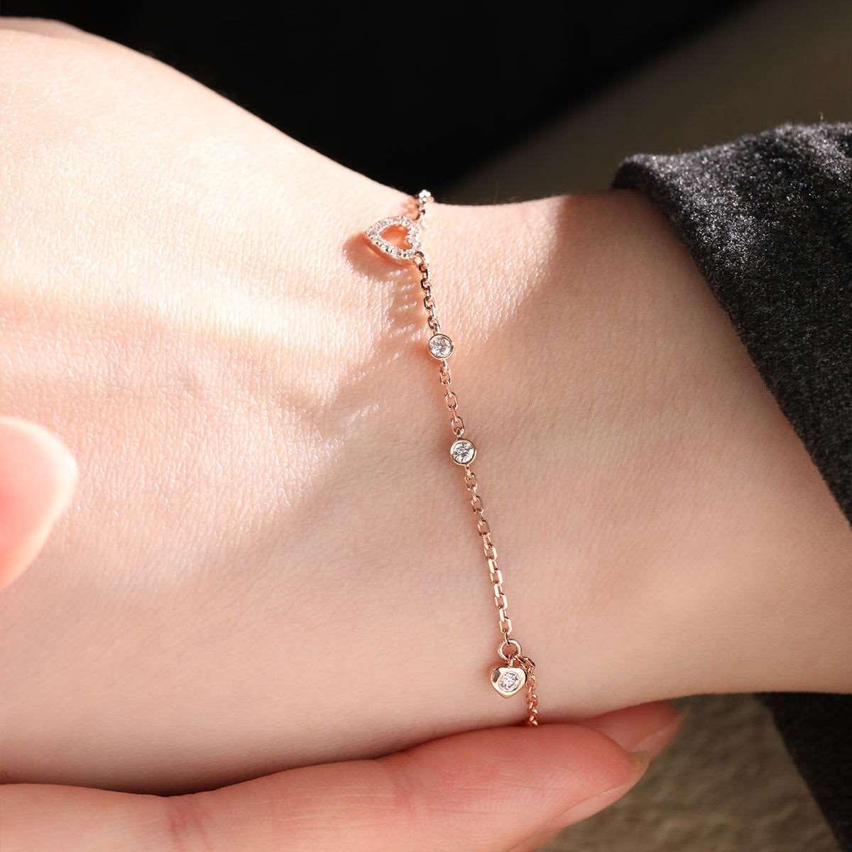 14K Rose Gold Pandora Cuban Bracelet with Lab Diamond Heart Pendant 14K Rose Gold Pandora Cuban Bracelet with Lab Diamond Heart Pendant