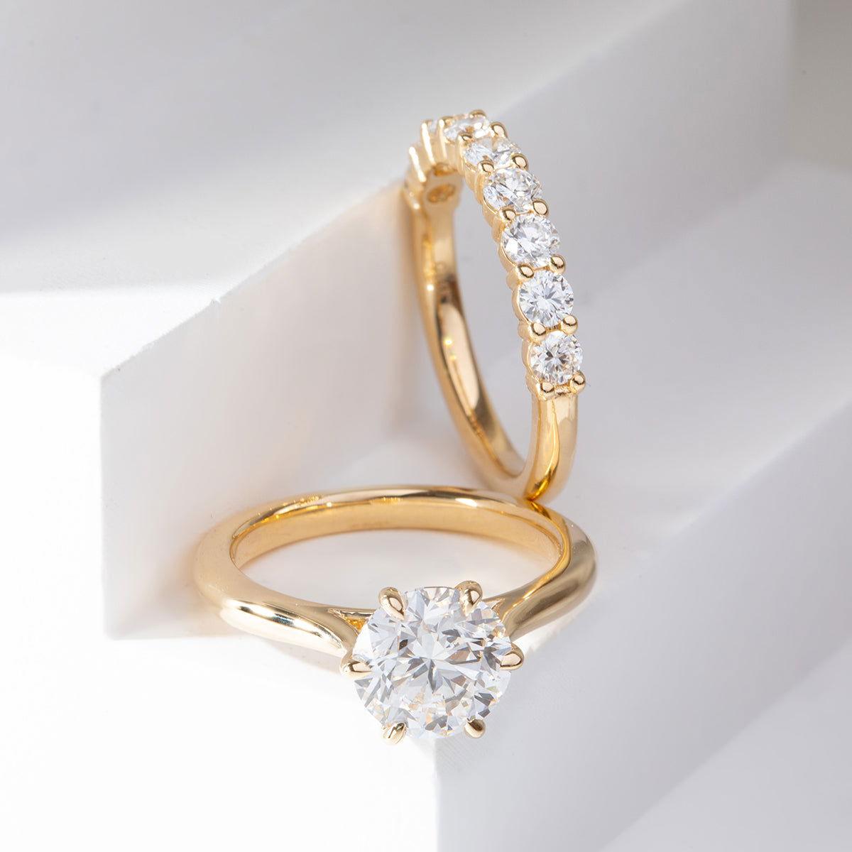 14K Yellow Gold 2 Carat Solitaire Diamond Ring Bridal Set with Round Lab Diamond and Floral Setting 14K Yellow Gold 2 Carat Solitaire Diamond Ring Bridal Set with Round Lab Diamond and Floral Setting