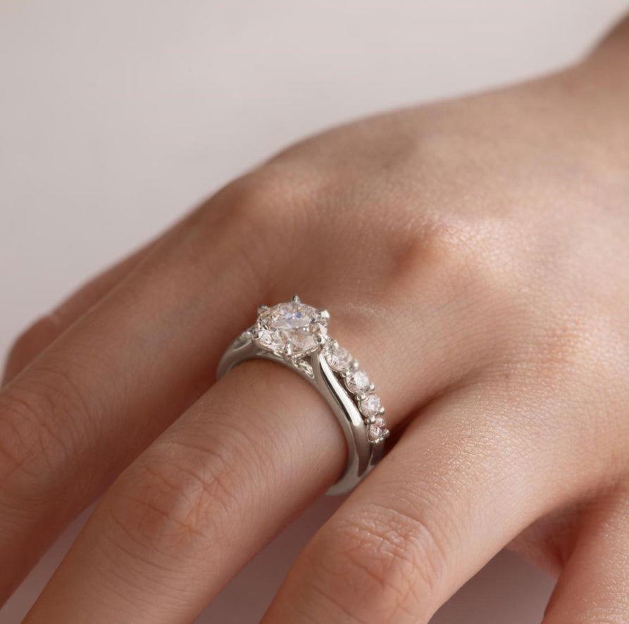 14K Yellow Gold 2 Carat Solitaire Diamond Ring Bridal Set with Round Lab Diamond and Floral Setting 14K Yellow Gold 2 Carat Solitaire Diamond Ring Bridal Set with Round Lab Diamond and Floral Setting