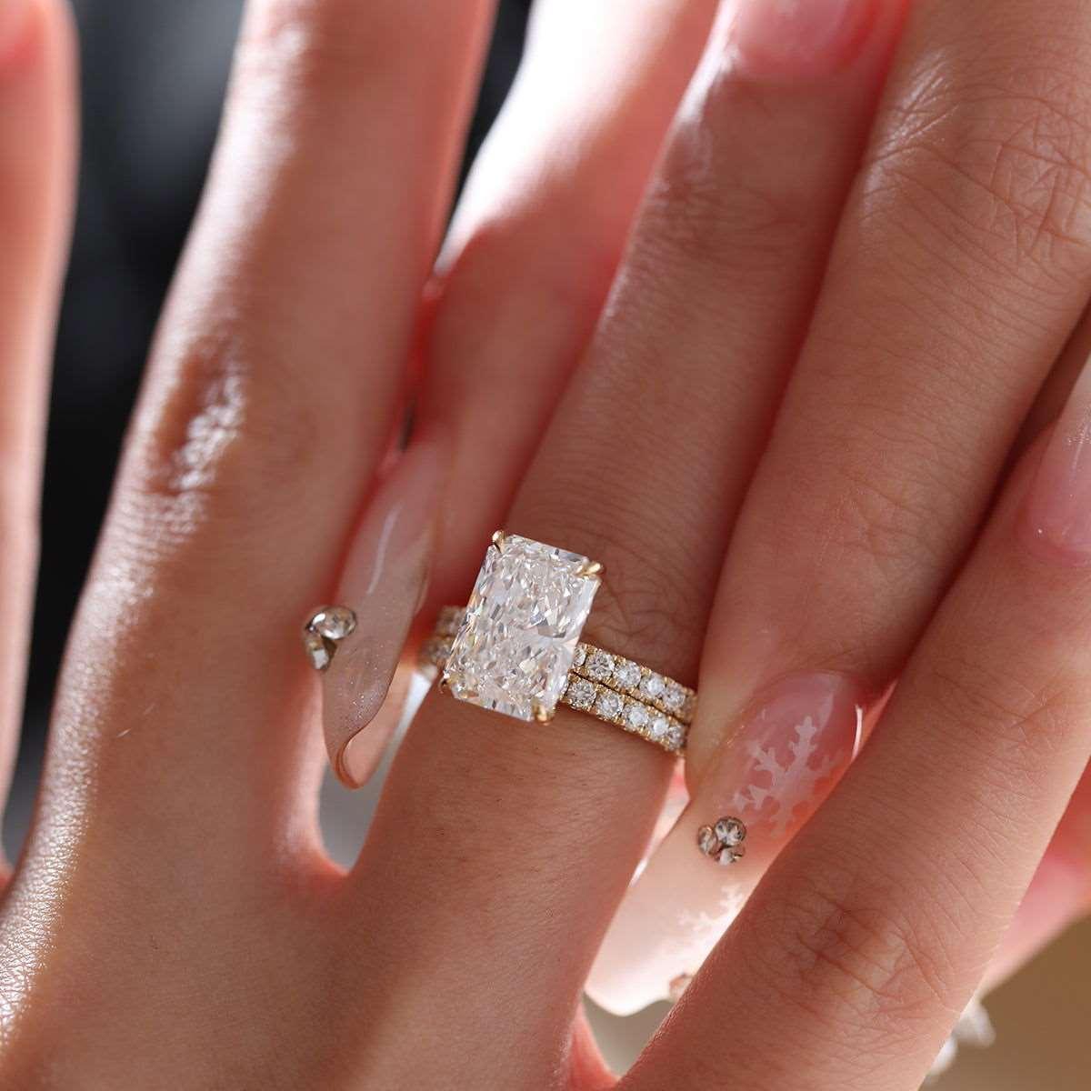 14K Yellow Gold 3ct Radiant Cut Lab Diamond 4 Prongs Basket Setting Bridal Set Rings 14K Yellow Gold 3ct Radiant Cut Lab Diamond 4 Prongs Basket Setting Bridal Set Rings