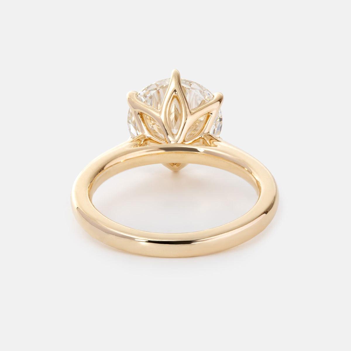 14K Yellow Gold 3ct Round Lab Diamond 6 Prongs Floral Setting Bridal Ring Set 14K Yellow Gold 3ct Round Lab Diamond 6 Prongs Floral Setting Bridal Ring Set