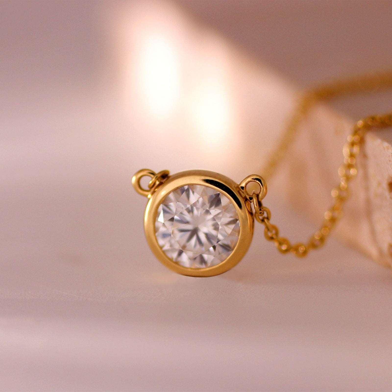 14K Yellow Gold Round Lab Diamond Bezel Necklace 14K Yellow Gold Round Lab Diamond Bezel Necklace