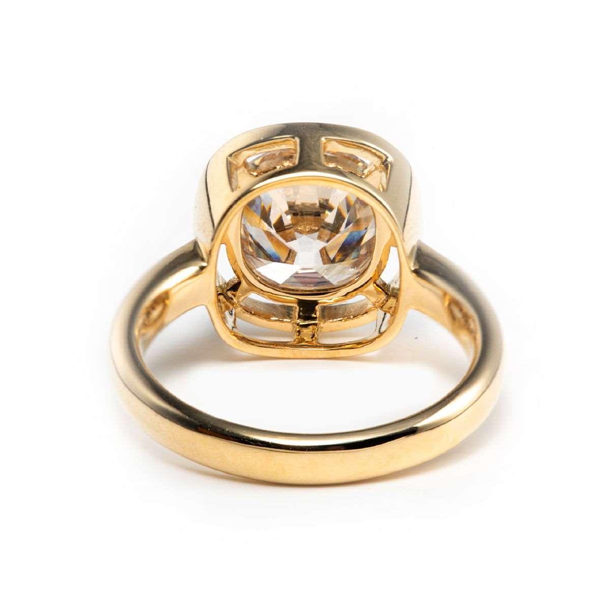 14K Yellow Gold 2.5ct Antique Old Mine Cut Diamond Basket Setting Ring with Smooth Ring Cut Design 14K Yellow Gold 2.5ct Antique Old Mine Cut Diamond Basket Setting Ring with Smooth Ring Cut Design