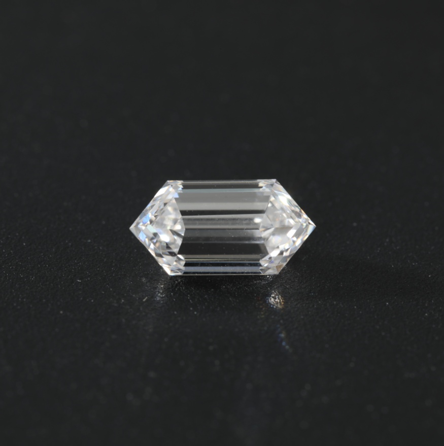 2.04ct Elongated Hexagonal Step Cut Lab Diamond DE VS NO.756 2.04ct Elongated Hexagonal Step Cut Lab Diamond DE VS NO.756