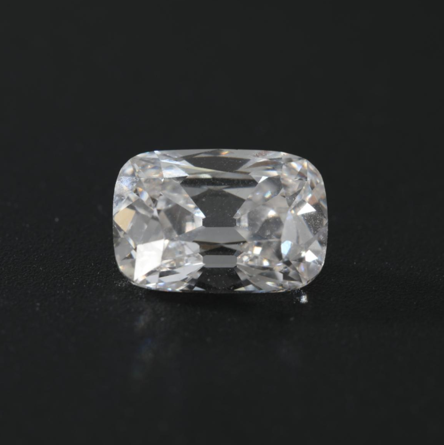 4.58ct Elongated Old Mine Cut Lab Diamond F VS NO.793 4.58ct Elongated Old Mine Cut Lab Diamond F VS NO.793