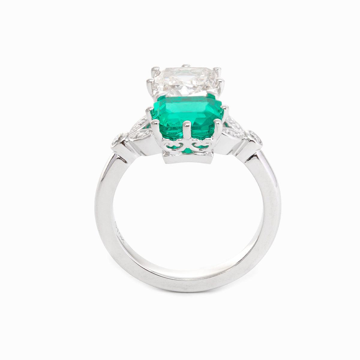 18K White Gold Asscher Cut Lab Emerald & Lab Diamond Toi et Moi Side-stone Cocktail Ring 18K White Gold Asscher Cut Lab Emerald & Lab Diamond Toi et Moi Side-stone Cocktail Ring