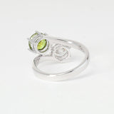 18K White Gold Round Cut Lab Diamond & Peridot Toi et Moi Ring 18K White Gold Round Cut Lab Diamond & Peridot Toi et Moi Ring