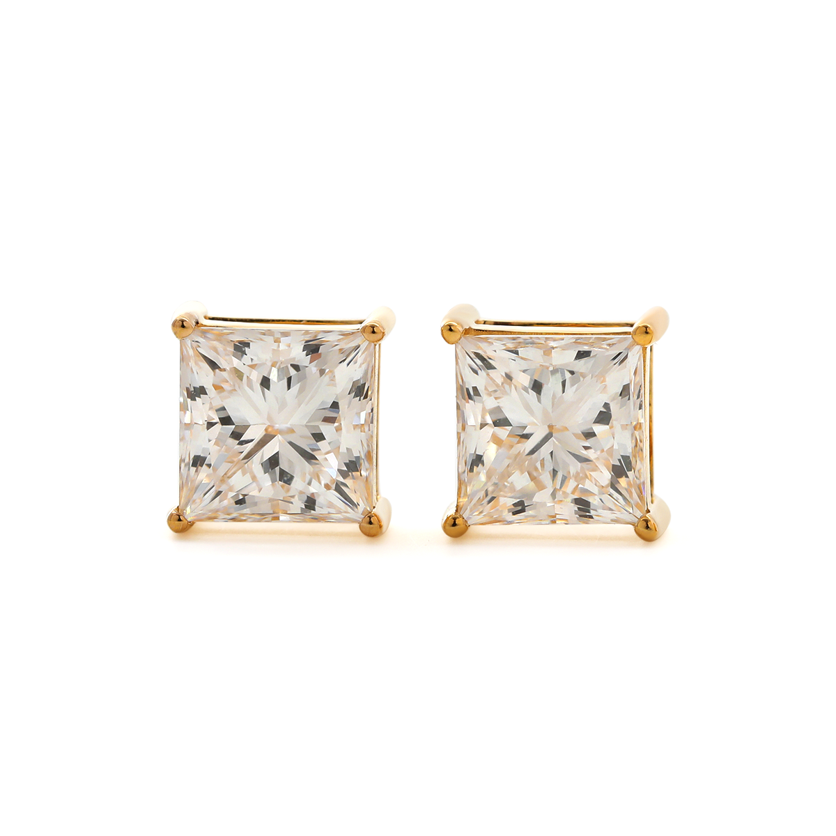 18K Yellow Gold Princes Cut Lab diamond Stud Earrings 18K Yellow Gold Princes Cut Lab diamond Stud Earrings