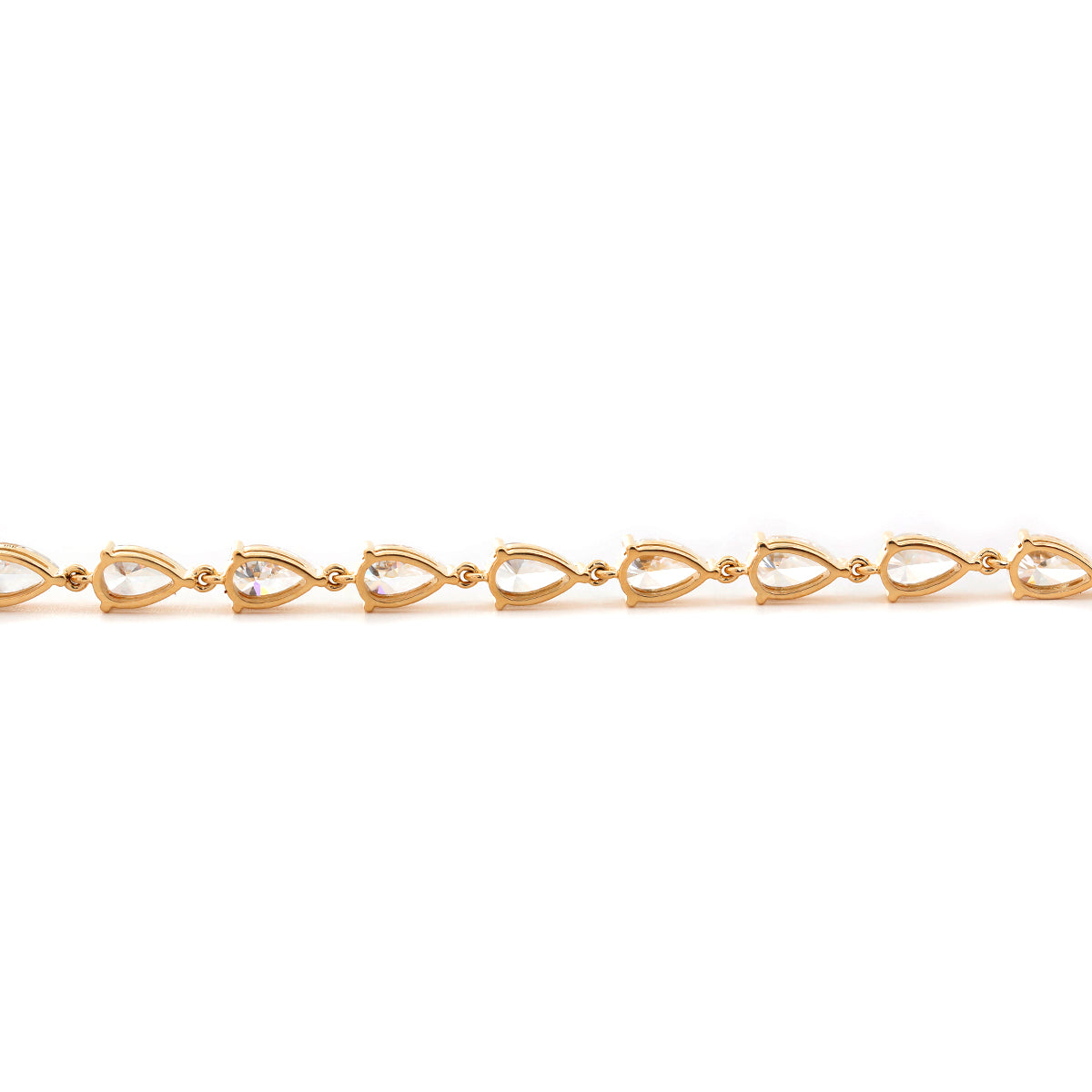 18K Yellow Gold Pear Lab Diamond 9 Stone Chain Bracelet 18K Yellow Gold Pear Lab Diamond 9 Stone Chain Bracelet