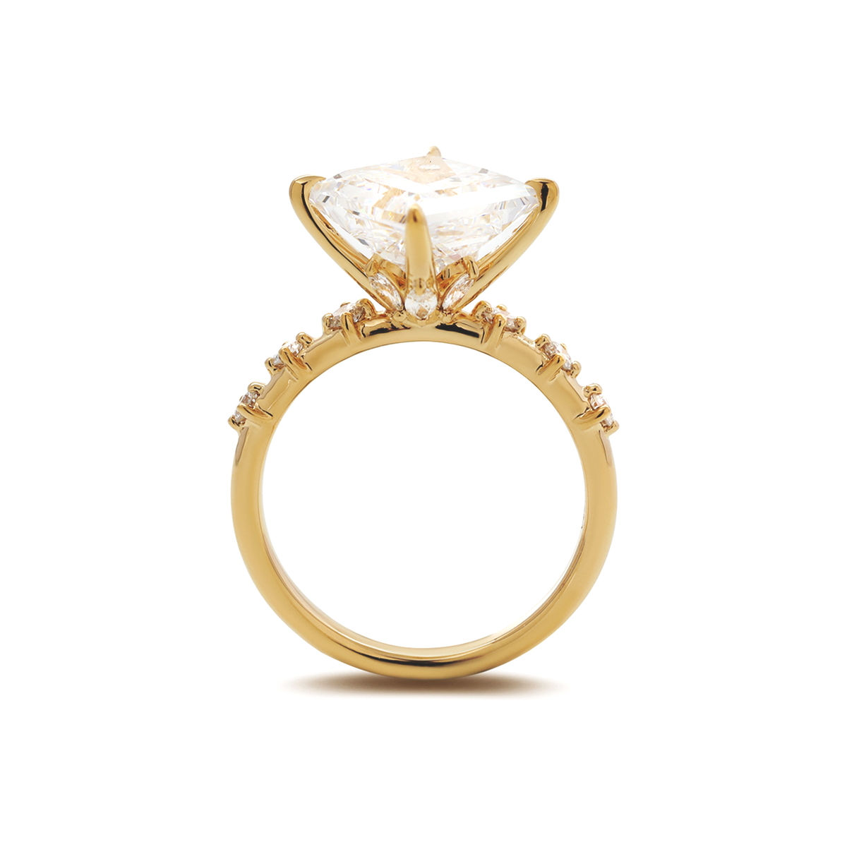 18K Yellow Gold 3.5ct Princess Cut Lab Diamond Vintage Ring with Marquise Cut and Round Lab Diamond Side-stones 18K Yellow Gold 3.5ct Princess Cut Lab Diamond Vintage Ring with Marquise Cut and Round Lab Diamond Side-stones