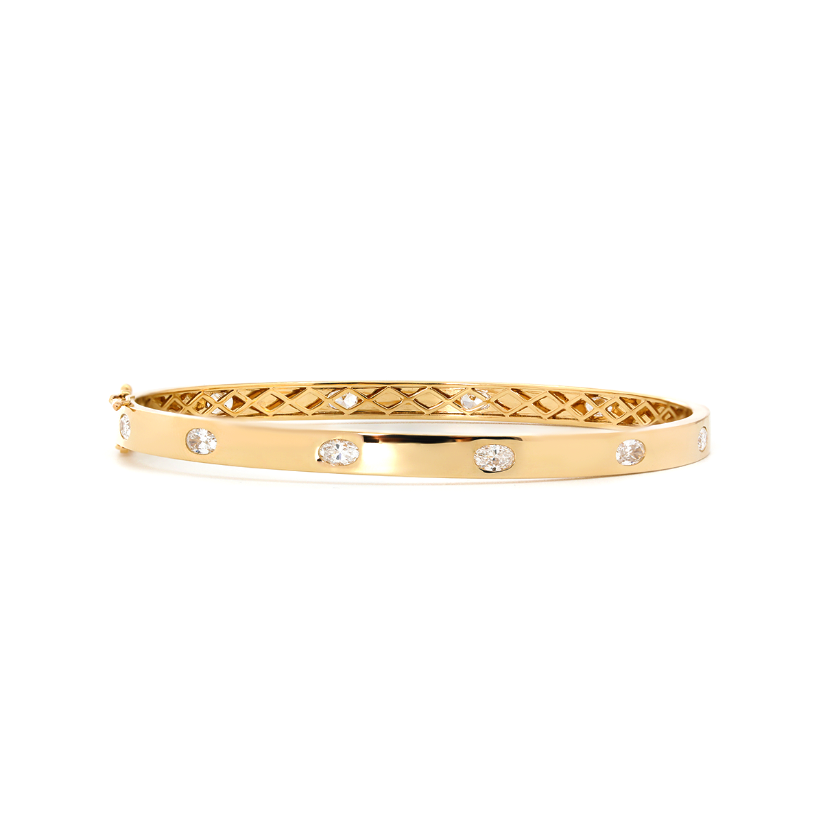 14K Yellow Gold Oval Cut and Princess Cut Lab Diamond Bezel Bangle Bracelet 14K Yellow Gold Oval Cut and Princess Cut Lab Diamond Bezel Bangle Bracelet