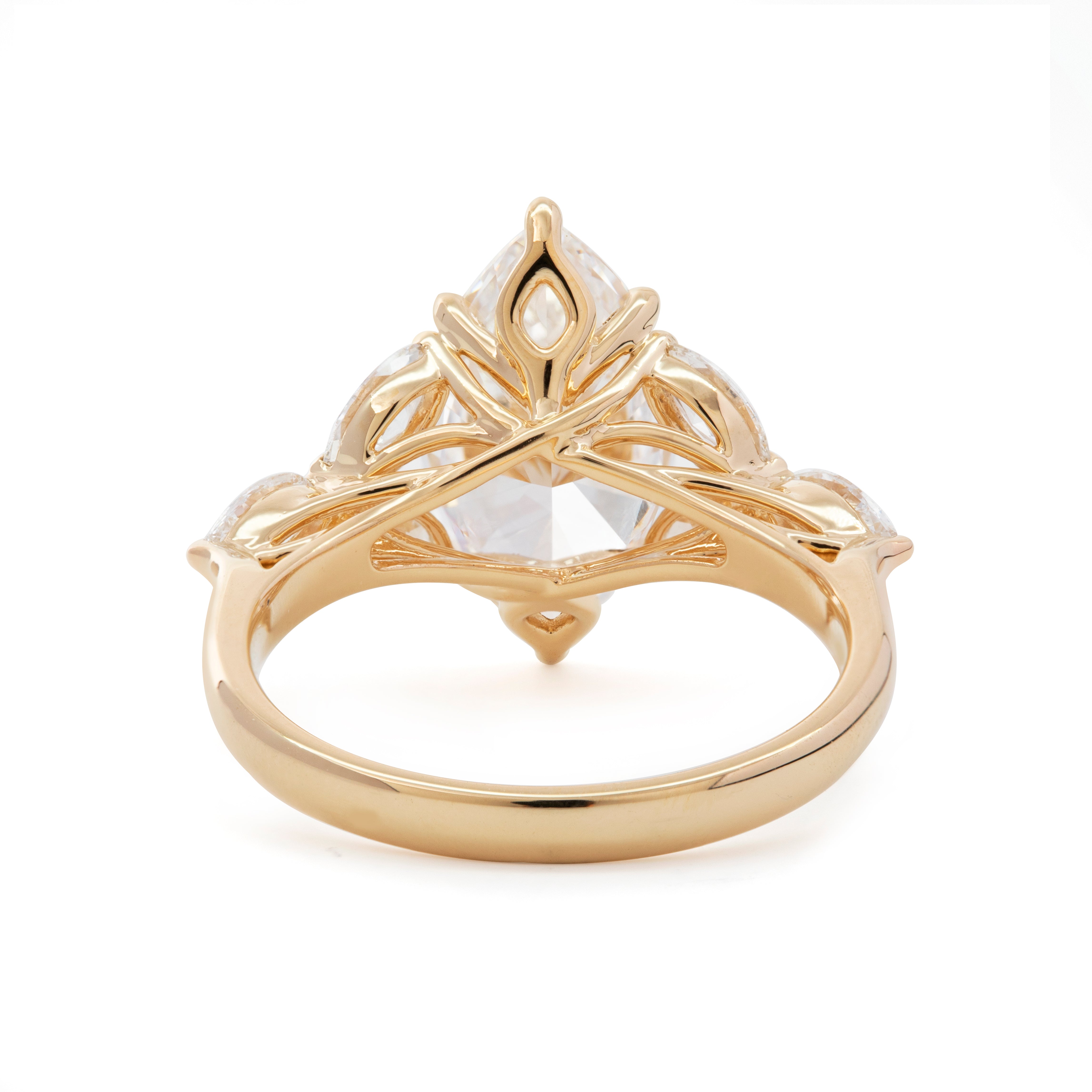 14K Yellow Gold 3ct Marquise Lab Diamond Ring – Art Nouveau Nature-Inspired Design 14K Yellow Gold 3ct Marquise Lab Diamond Ring – Art Nouveau Nature-Inspired Design