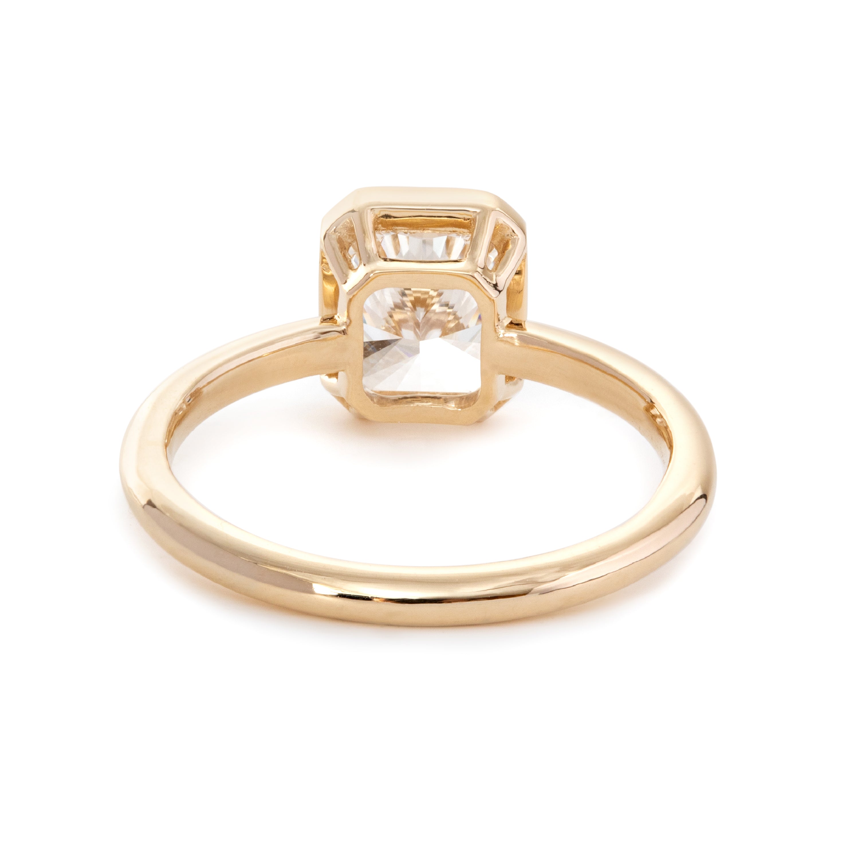 14K Yellow Gold 1.5ct Radiant Cut Lab Diamond Bezel Setting Solitaire Ring 14K Yellow Gold 1.5ct Radiant Cut Lab Diamond Bezel Setting Solitaire Ring