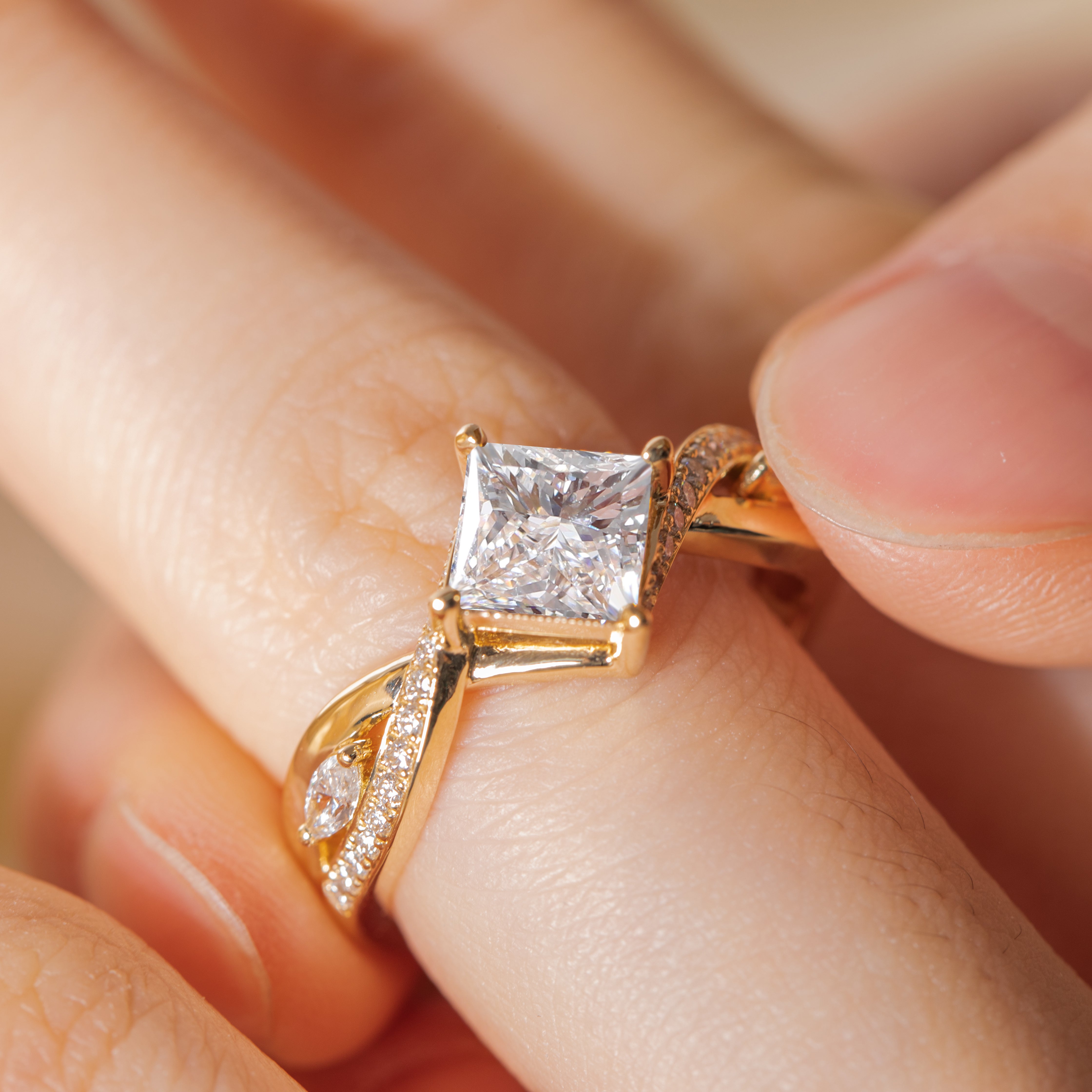 18K Yellow Gold 1.5ct Princess Cut Lab Diamond 4 Claw Prongs Vintage Ring with Round and Marquise Cut Lab Diamond Side-stones 18K Yellow Gold 1.5ct Princess Cut Lab Diamond 4 Claw Prongs Vintage Ring with Round and Marquise Cut Lab Diamond Side-stones