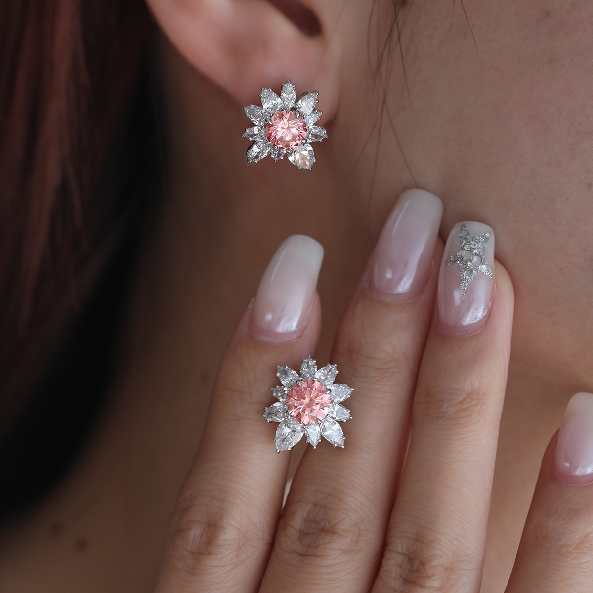 Platinum 2 ct tw Pink Round Cut Lab Dimaond Floral Nature-Inspired Stud Earrings Platinum 2 ct tw Pink Round Cut Lab Dimaond Floral Nature-Inspired Stud Earrings