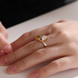 18K White Gold Round Cut Lab Diamond & Citrine Toi et Moi Ring 18K White Gold Round Cut Lab Diamond & Citrine Toi et Moi Ring