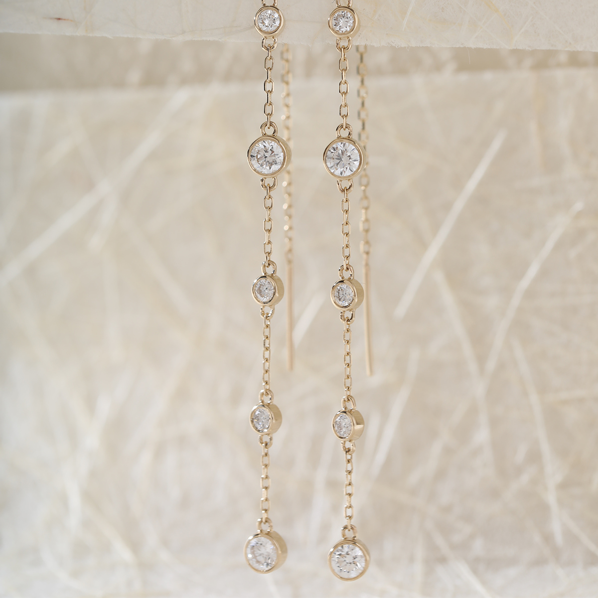 14K Yellow Gold Round Cut Diamond Bezel Drop Earrings 14K Yellow Gold Round Cut Diamond Bezel Drop Earrings
