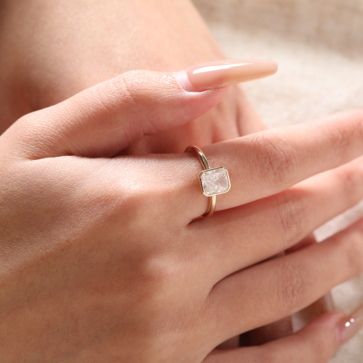 14K Yellow Gold 1.5ct Radiant Cut Lab Diamond Bezel Setting Solitaire Ring 14K Yellow Gold 1.5ct Radiant Cut Lab Diamond Bezel Setting Solitaire Ring