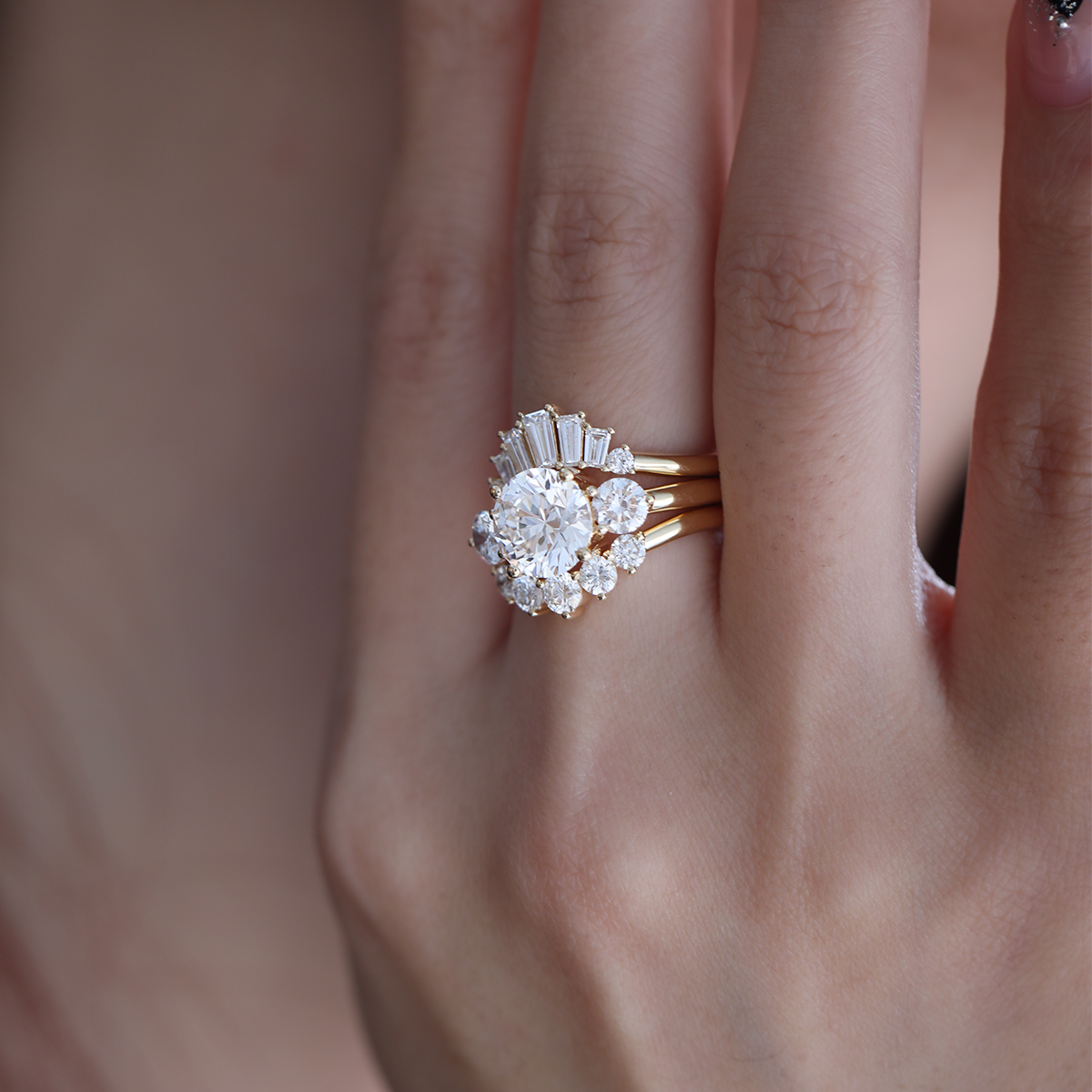 18K Yellow Gold 2.5ct Round Lab Diamond Round Prong Basket Three-stone Engagement Ring with Two Ring Enhancers in Bridal Ring Set Design 18K Yellow Gold 2.5ct Round Lab Diamond Round Prong Basket Three-stone Engagement Ring with Two Ring Enhancers in Bridal Ring Set Design