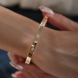 14K Yellow Gold Oval Cut and Princess Cut Lab Diamond Bezel Bangle Bracelet 14K Yellow Gold Oval Cut and Princess Cut Lab Diamond Bezel Bangle Bracelet