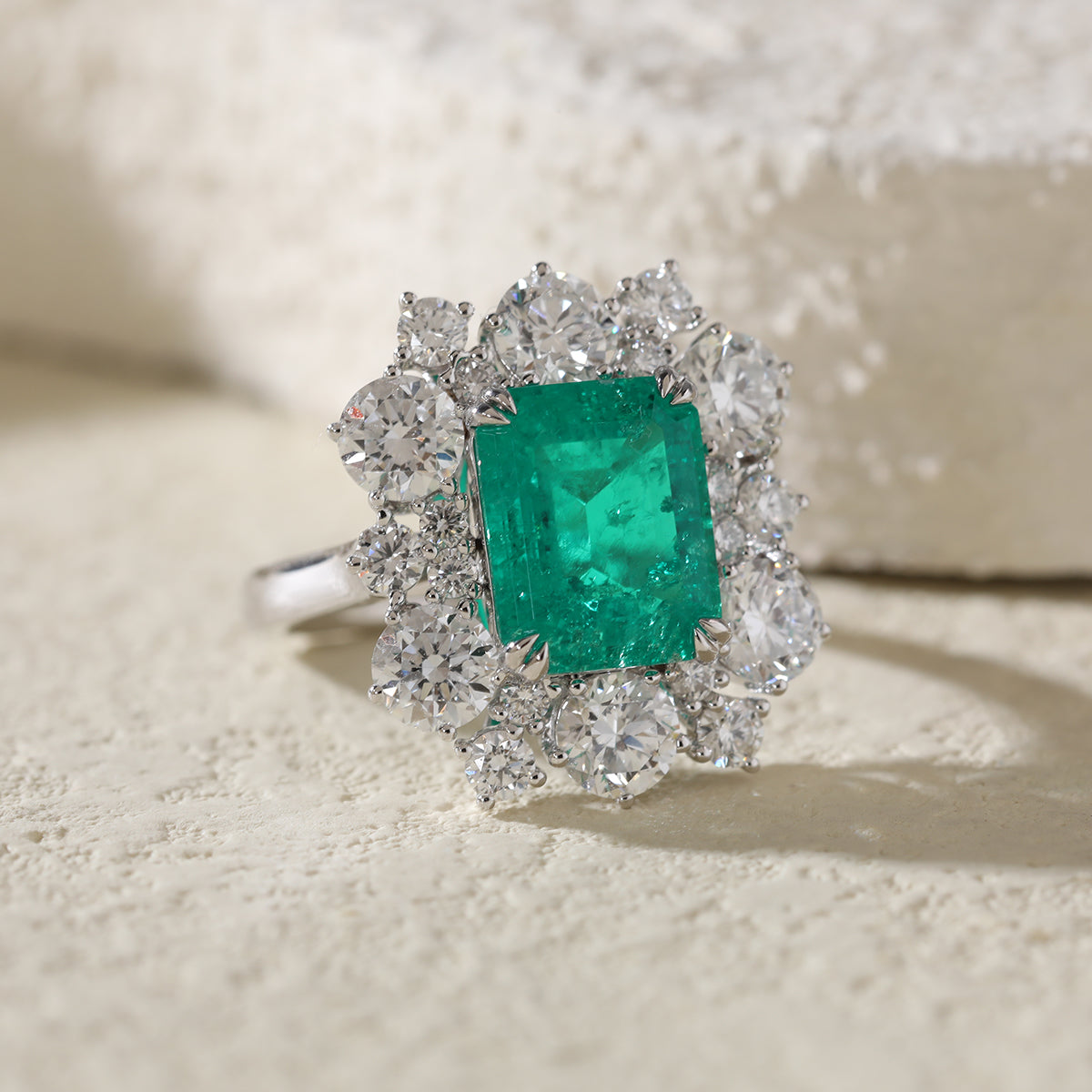 18K White Gold 3ct Colombian Lab Emerald Double Claw Prongs Halo Engagement Ring 18K White Gold 3ct Colombian Lab Emerald Double Claw Prongs Halo Engagement Ring