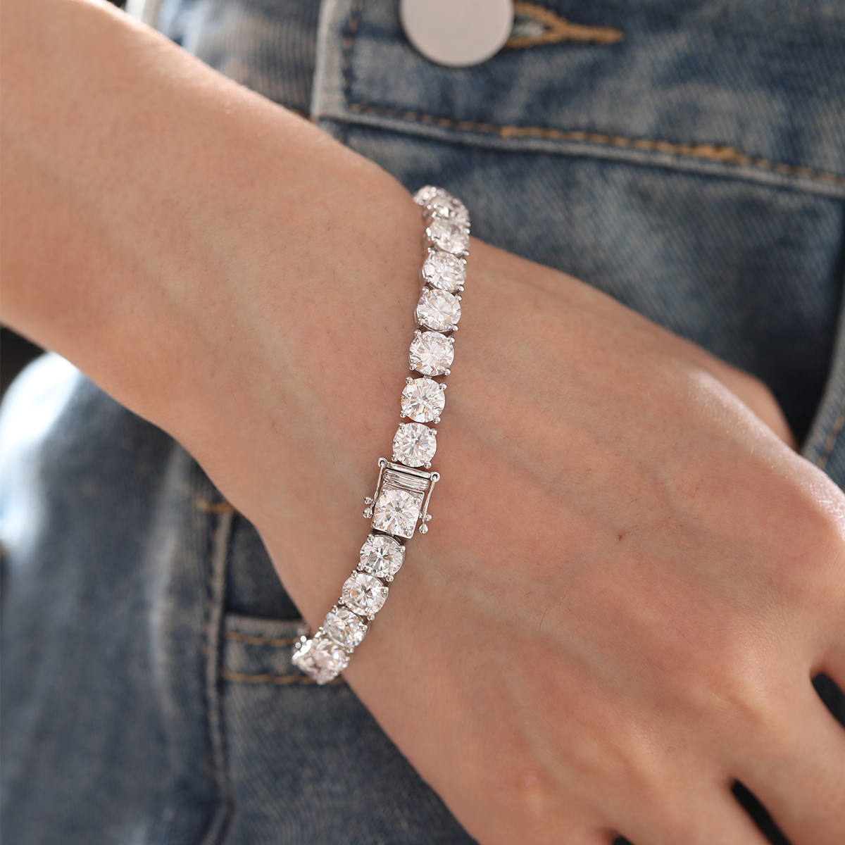 14K White Gold 6mm Round Brilliant Cut Lab Diamond 4 Round Prong Basket Tennis Bracelet 14K White Gold 6mm Round Brilliant Cut Lab Diamond 4 Round Prong Basket Tennis Bracelet