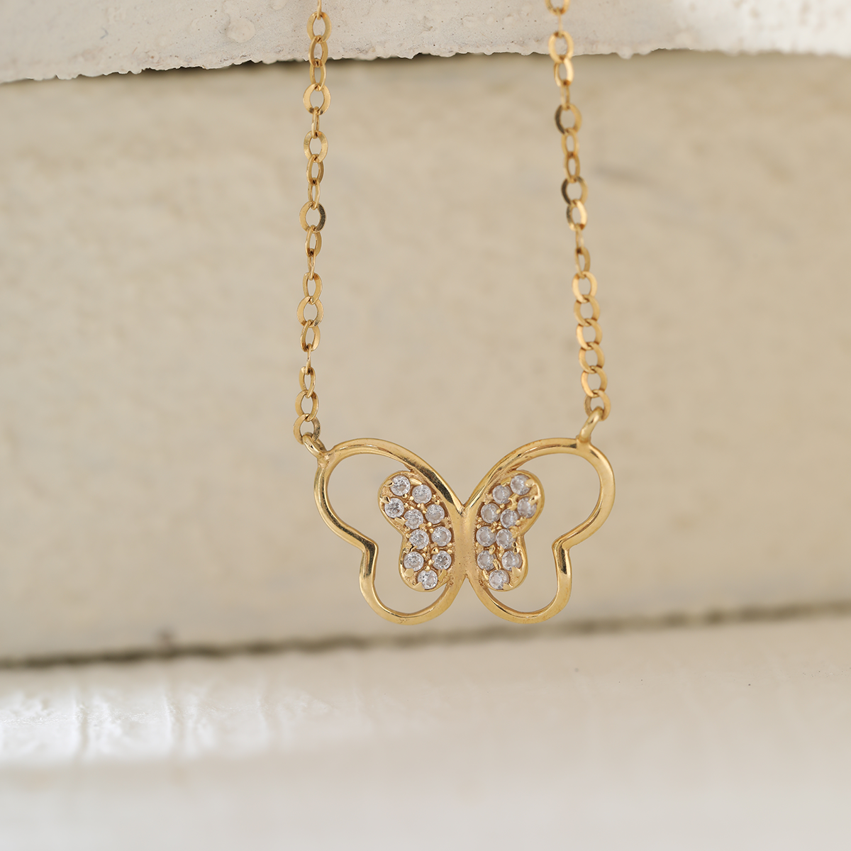 14K Yellow Gold Round Lab Diamond Pave Butterfly Pendant Necklace 14K Yellow Gold Round Lab Diamond Pave Butterfly Pendant Necklace