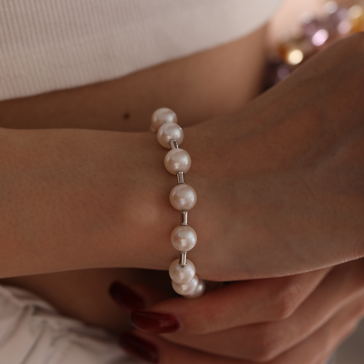 14K White Gold Near-round Fresh-water Pearl Bracelet 14K White Gold Near-round Fresh-water Pearl Bracelet