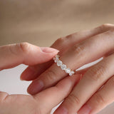 18K Yellow Gold Round Lab Diamond Shared Prong Setting Eternity Ring